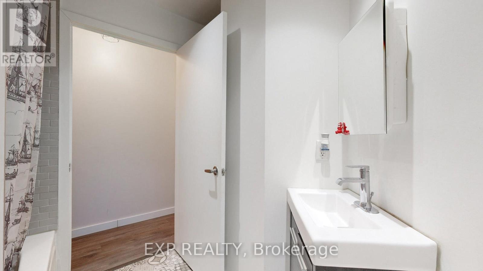 2404 - 8 York Street, Toronto, Ontario M5J 1R2 - Photo 20 - C13470510
