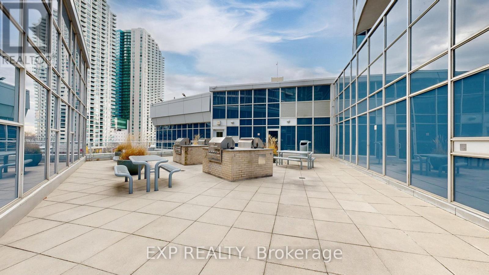 2404 - 8 York Street, Toronto, Ontario M5J 1R2 - Photo 31 - C13470510