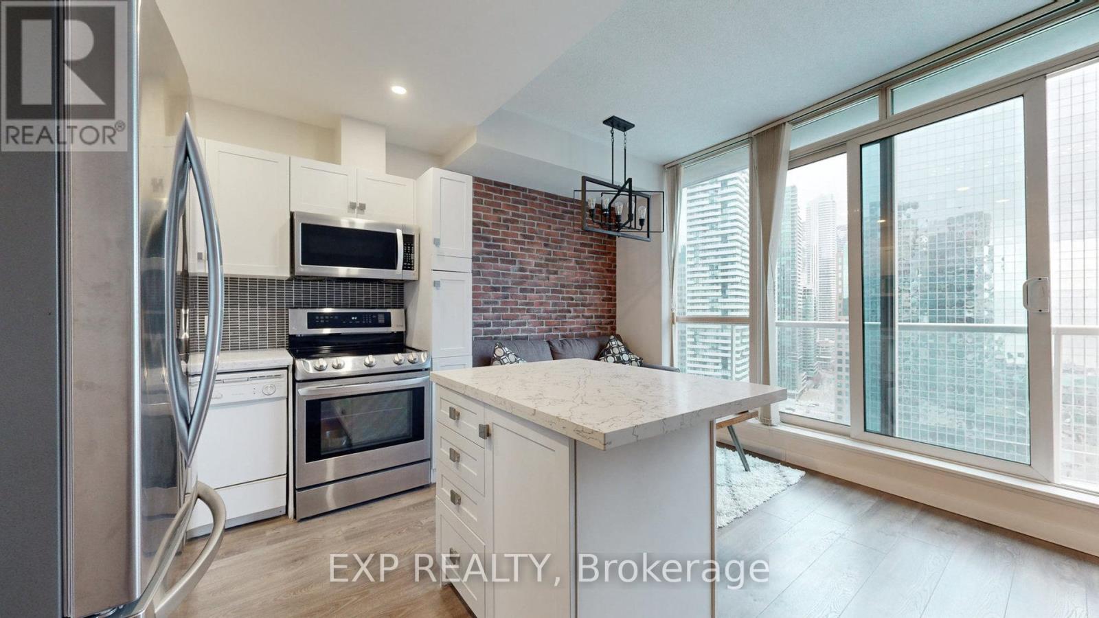 2404 - 8 York Street, Toronto, Ontario M5J 1R2 - Photo 7 - C13470510