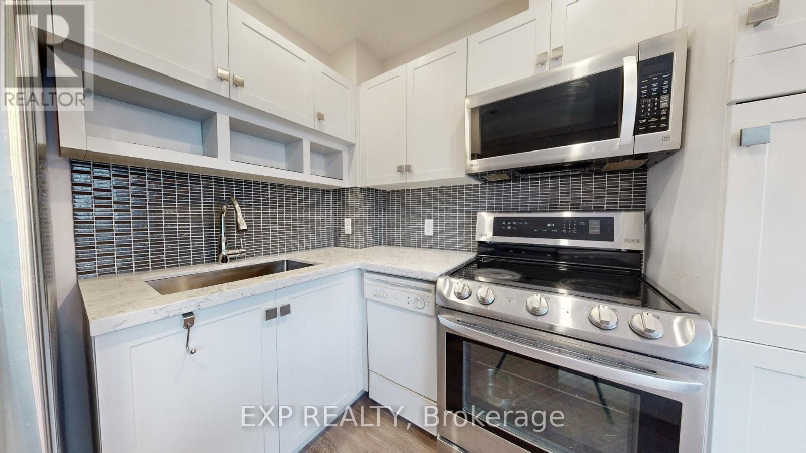 2404 - 8 York Street, Toronto, Ontario M5J 1R2 - Photo 8 - C13470510