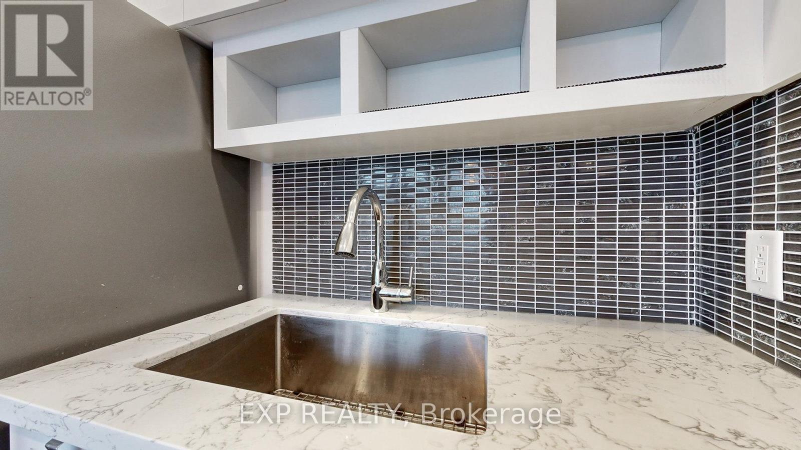 2404 - 8 York Street, Toronto, Ontario M5J 1R2 - Photo 9 - C13470510