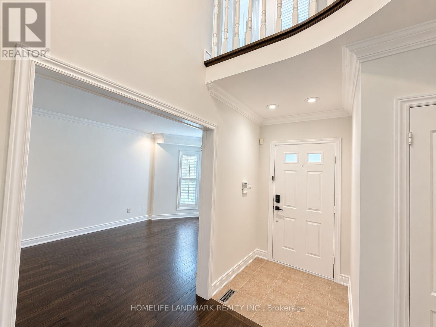 19 Arvida Drive, Vaughan, Ontario  L4J 7X8 - Photo 5 - N13470516