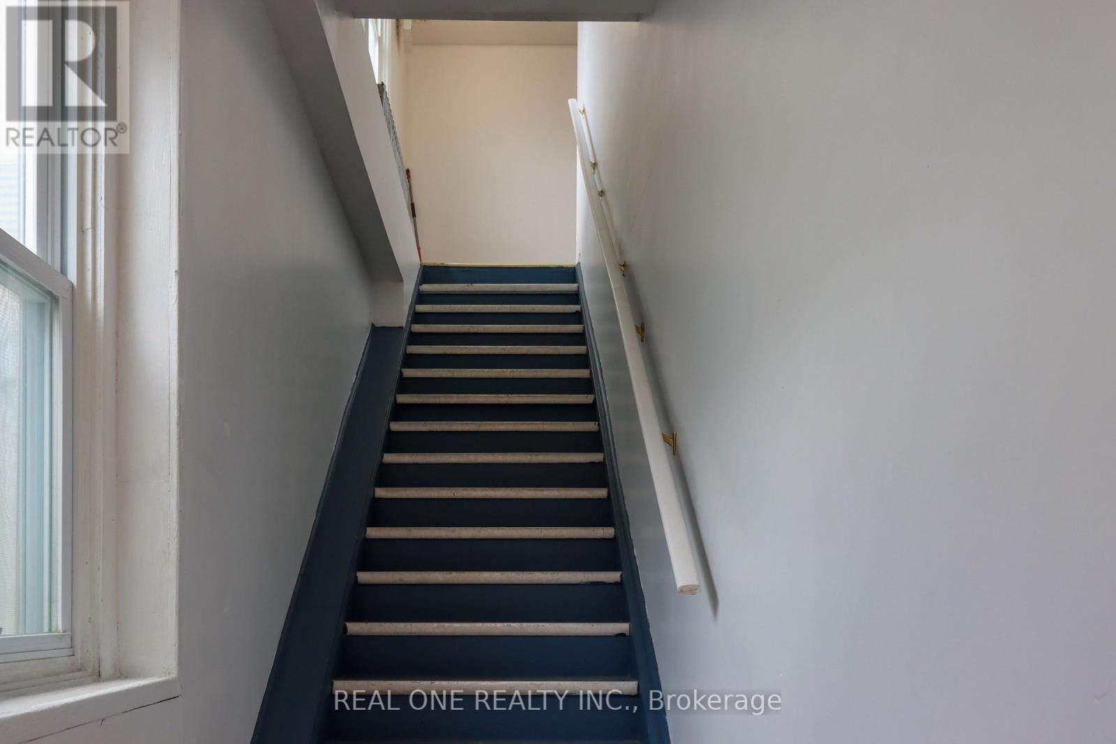Apartment B - 10 Mill Street E, Halton Hills, Ontario  L7J 1G9 - Photo 20 - W13470524