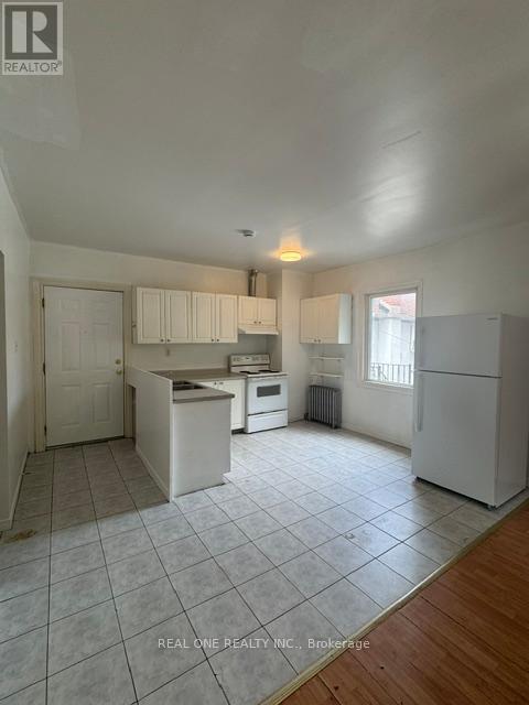 Apartment B - 10 Mill Street E, Halton Hills, Ontario  L7J 1G9 - Photo 6 - W13470524