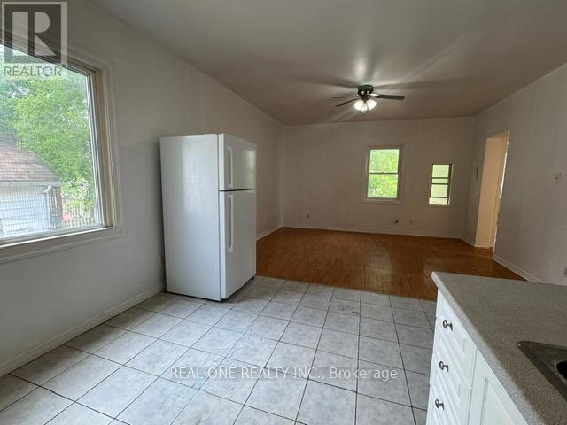 Apartment B - 10 Mill Street E, Halton Hills, Ontario  L7J 1G9 - Photo 8 - W13470524