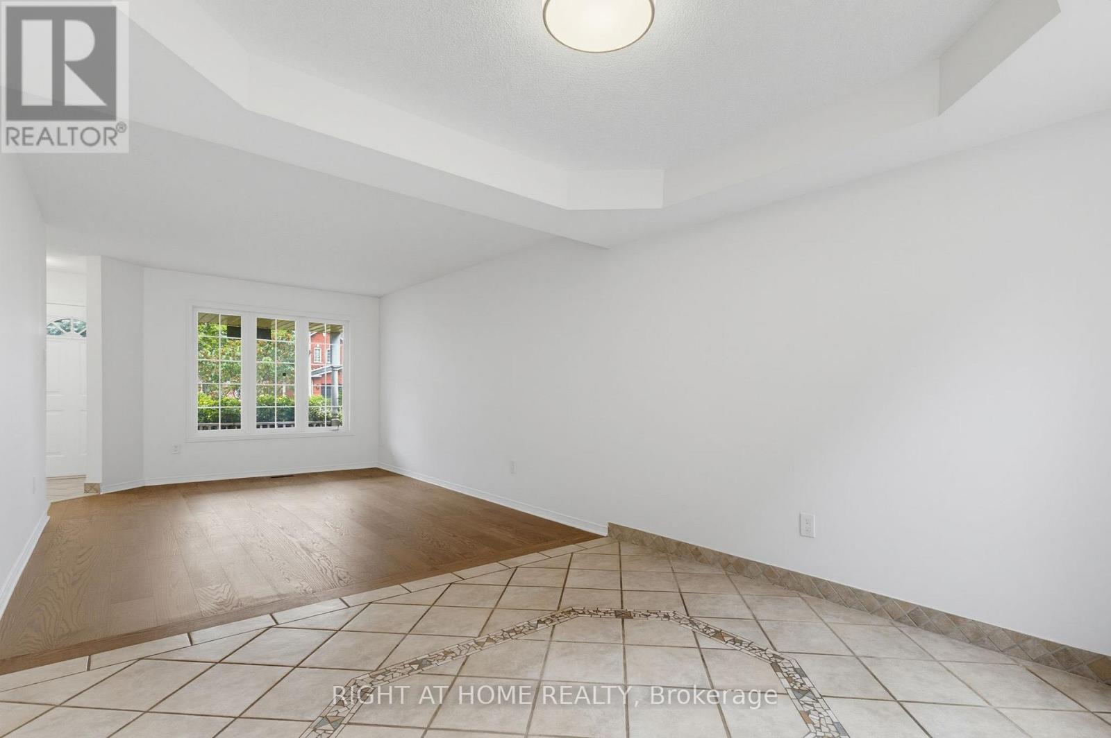 1087 Augustus Drive, Burlington, Ontario  L7S 2L2 - Photo 17 - W13470544