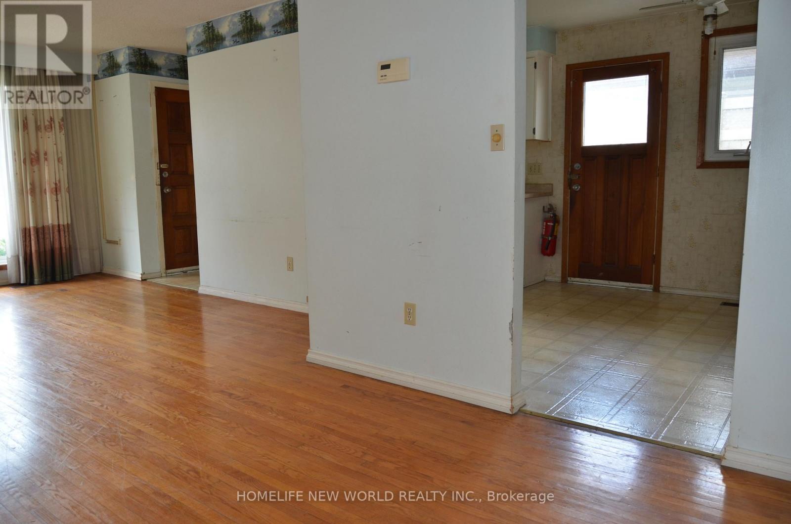 602 Upper Paradise Road, Hamilton, Ontario  L9C 5P6 - Photo 5 - X13470512