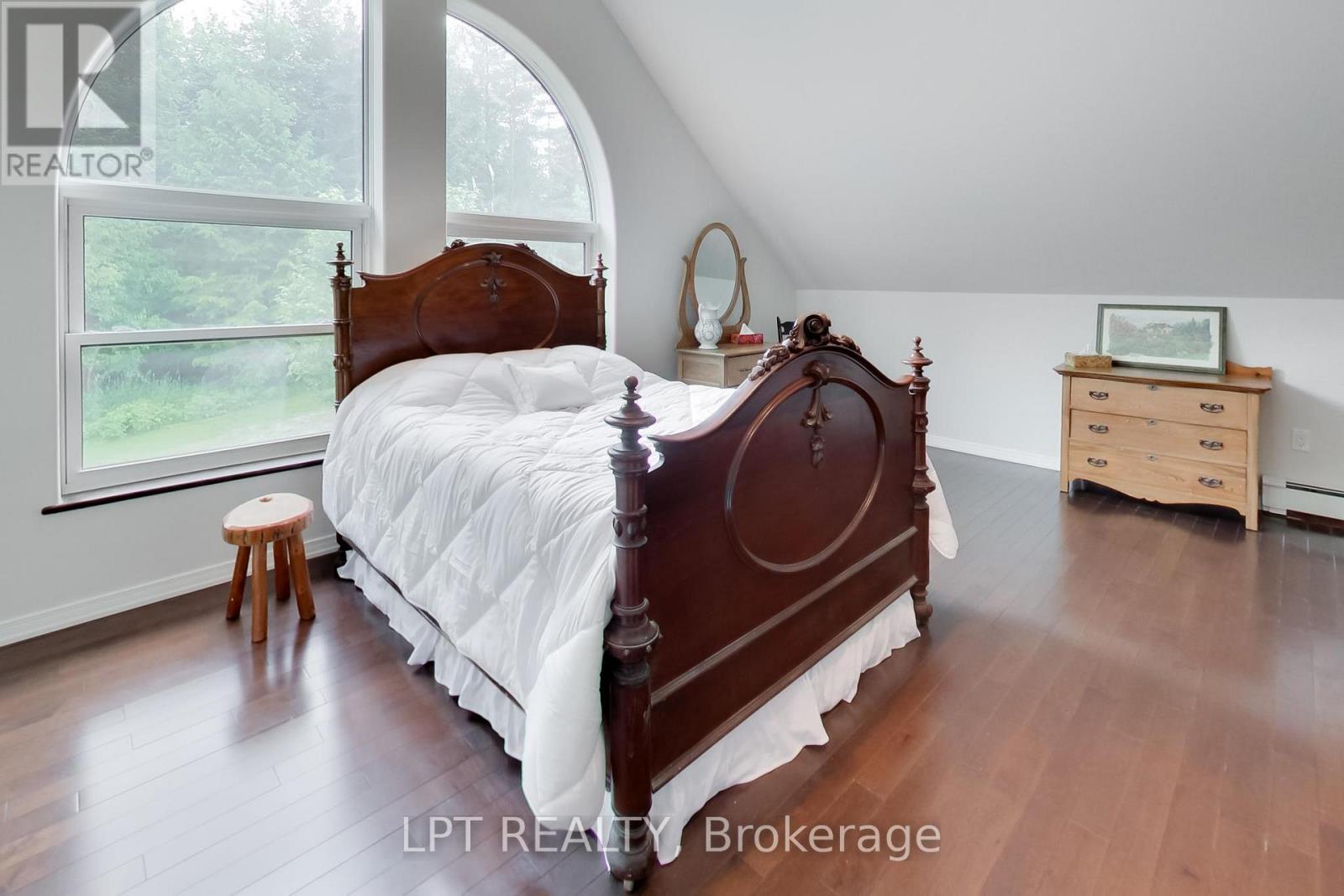 1039 Ben Lake Road E, Gravenhurst, Ontario  P1P 1R3 - Photo 22 - X13470534