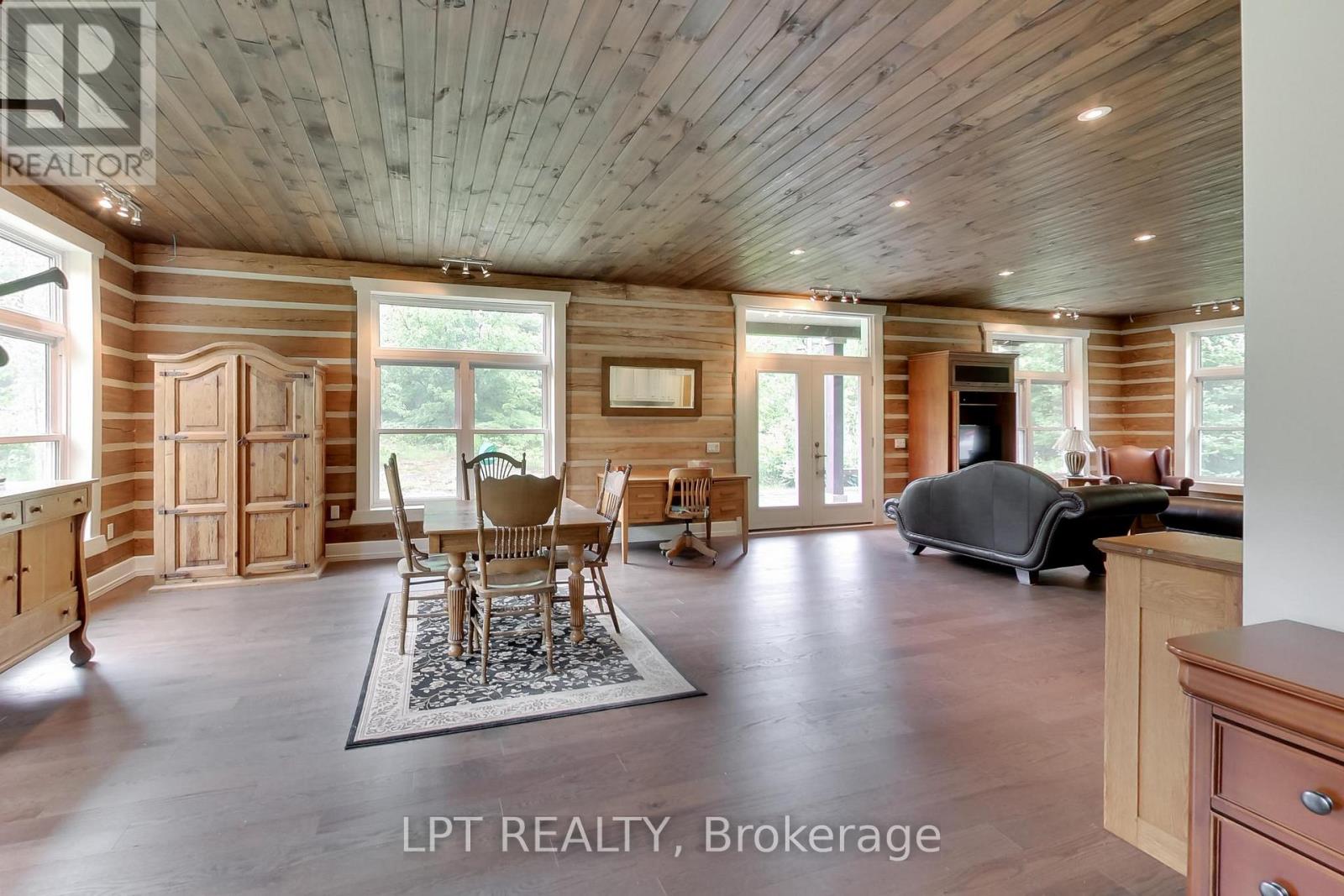 1039 Ben Lake Road E, Gravenhurst, Ontario  P1P 1R3 - Photo 6 - X13470534