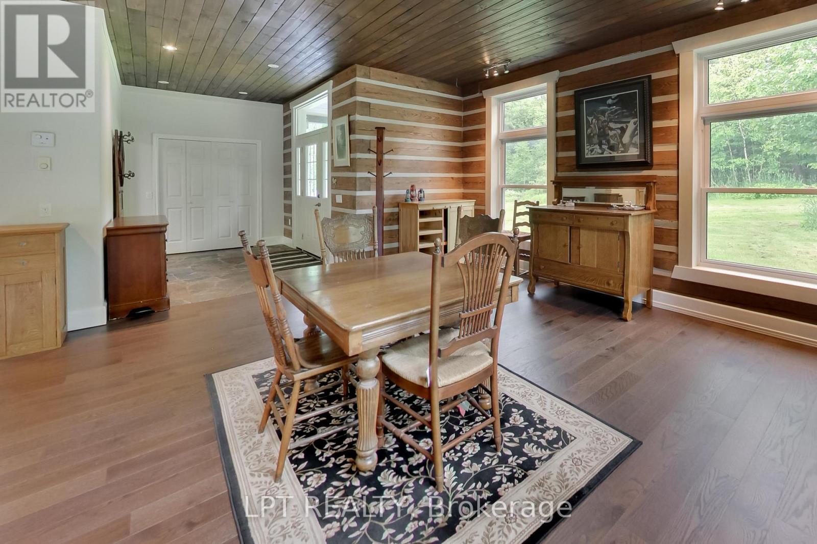 1039 Ben Lake Road E, Gravenhurst, Ontario  P1P 1R3 - Photo 8 - X13470534