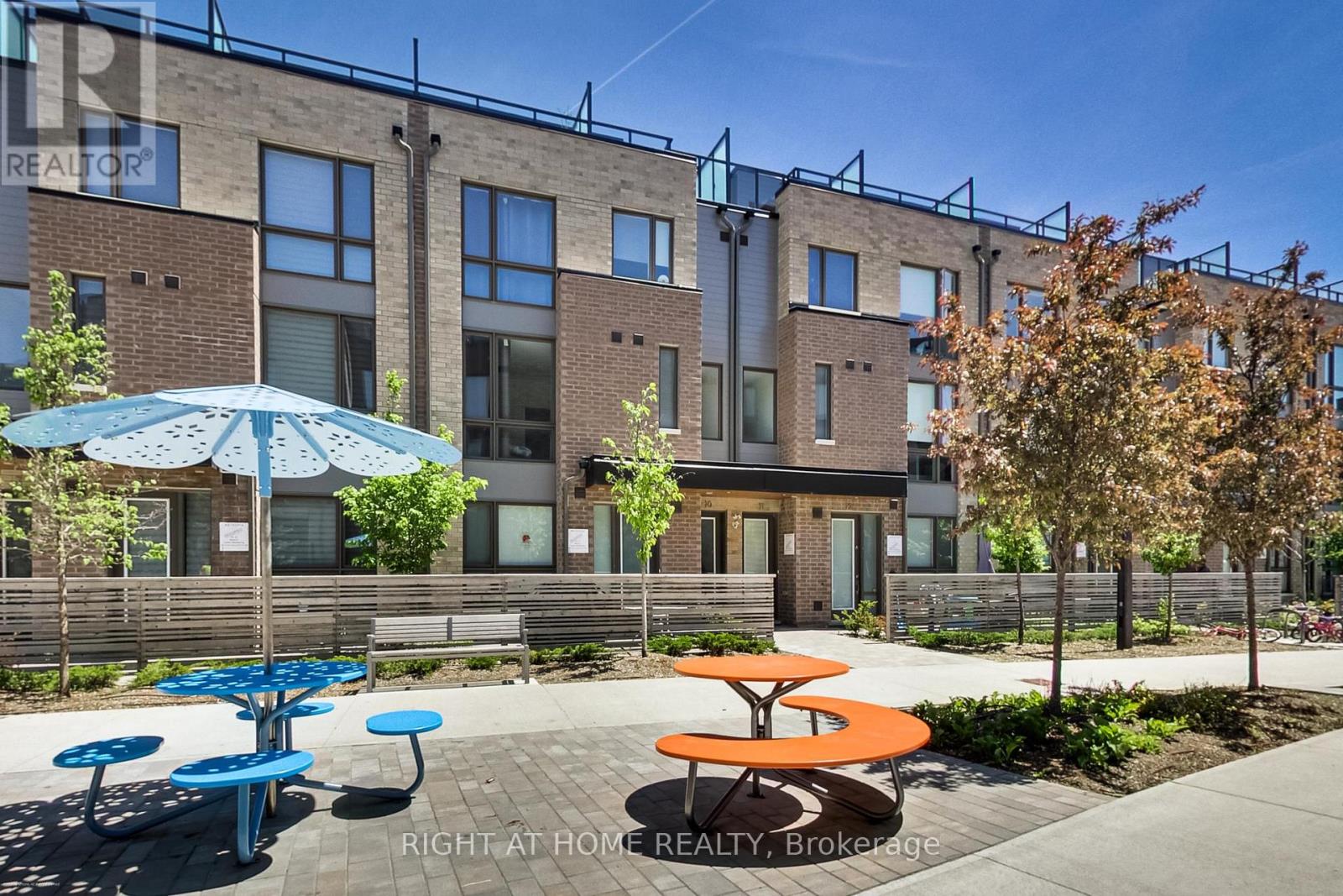 10 - 88 TURTLE ISLAND ROAD, Toronto, Ontario