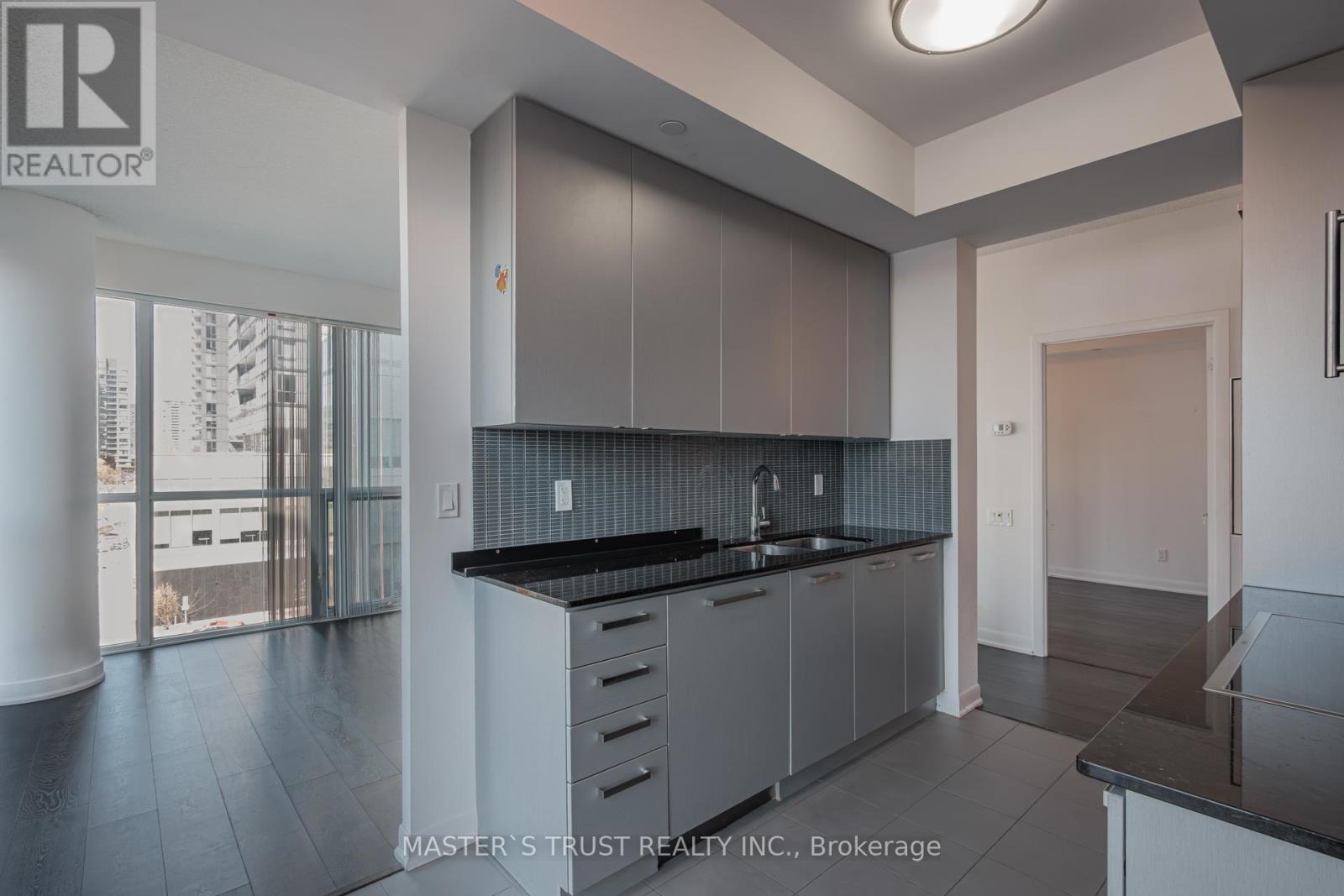 217 - 5168 Yonge Street, Toronto, Ontario  M2N 0G1 - Photo 9 - C13470574
