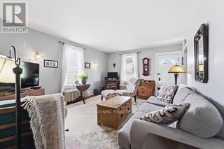 594 Niagara Stone Road, Niagara-On-The-Lake, Ontario  L0S 1J0 - Photo 15 - X12864070