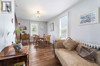 594 Niagara Stone Road, Niagara-On-The-Lake, Ontario  L0S 1J0 - Photo 18 - X12864070