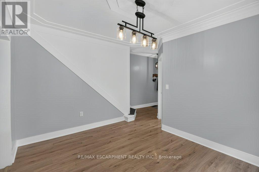 21 East Bend Avenue N, Hamilton, Ontario  L8L 7E1 - Photo 14 - X13470592