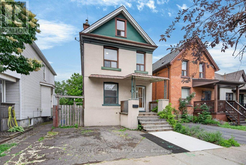 21 East Bend Avenue N, Hamilton, Ontario  L8L 7E1 - Photo 3 - X13470592