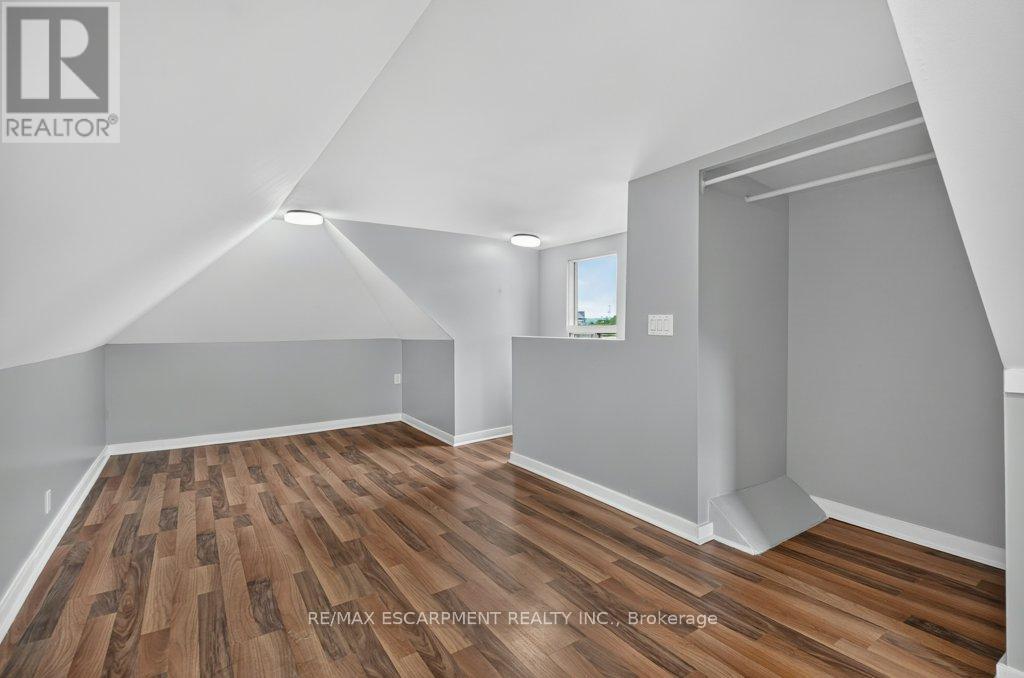 21 East Bend Avenue N, Hamilton, Ontario  L8L 7E1 - Photo 43 - X13470592