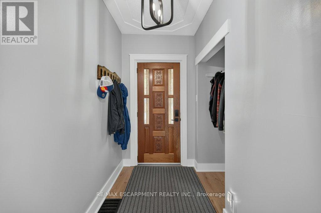 21 East Bend Avenue N, Hamilton, Ontario  L8L 7E1 - Photo 6 - X13470592