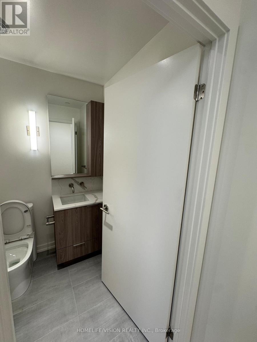 Lph12 South Tower - 110 Broadway Avenue, Toronto, Ontario  M4P 1V7 - Photo 9 - C13440190