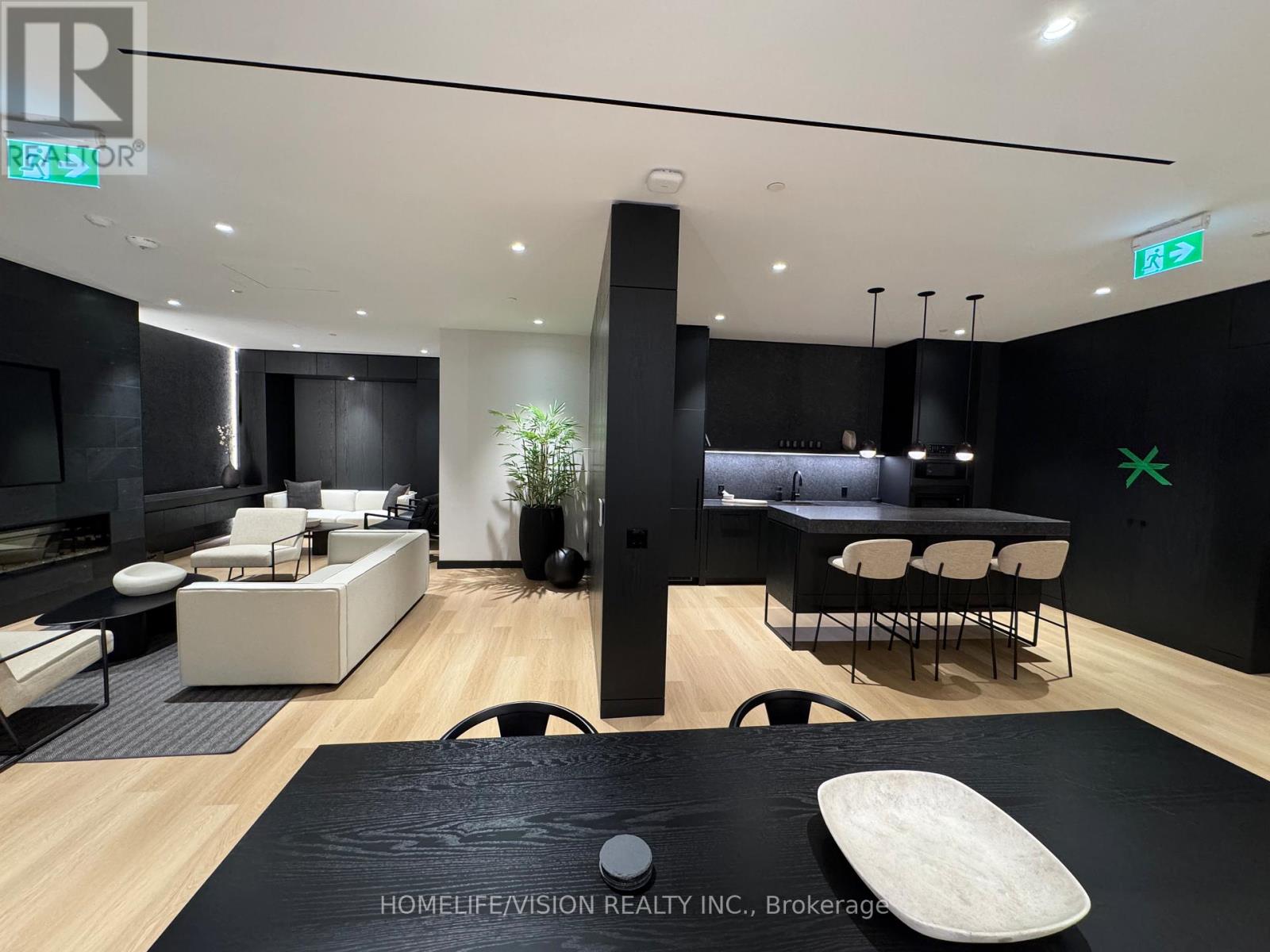 Lph12 South Tower - 110 Broadway Avenue, Toronto, Ontario  M4P 1V7 - Photo 18 - C13440190