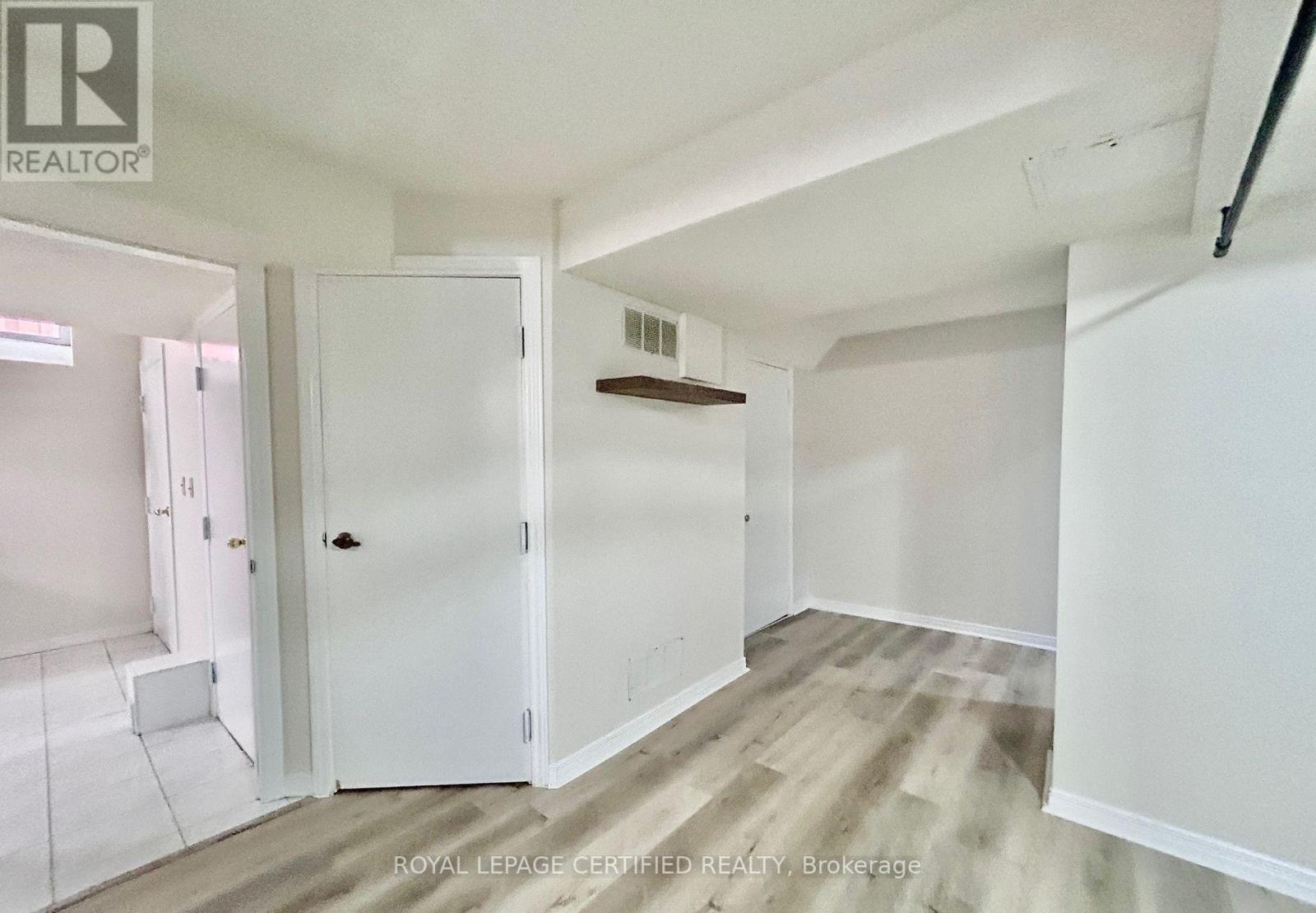 Bsmt - 961 Stargazer Drive, Mississauga, Ontario  L5V 1E9 - Photo 14 - W13469282
