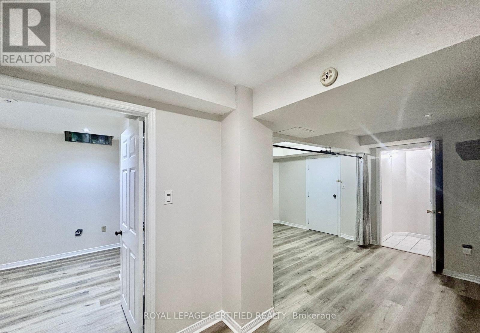 Bsmt - 961 Stargazer Drive, Mississauga, Ontario  L5V 1E9 - Photo 15 - W13469282