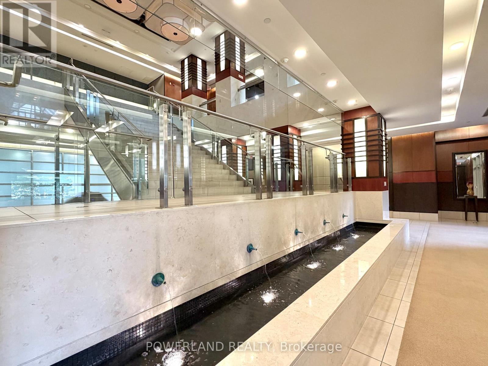 1521 - 33 Cox Boulevard, Markham, Ontario  L3R 8A6 - Photo 3 - N13470608