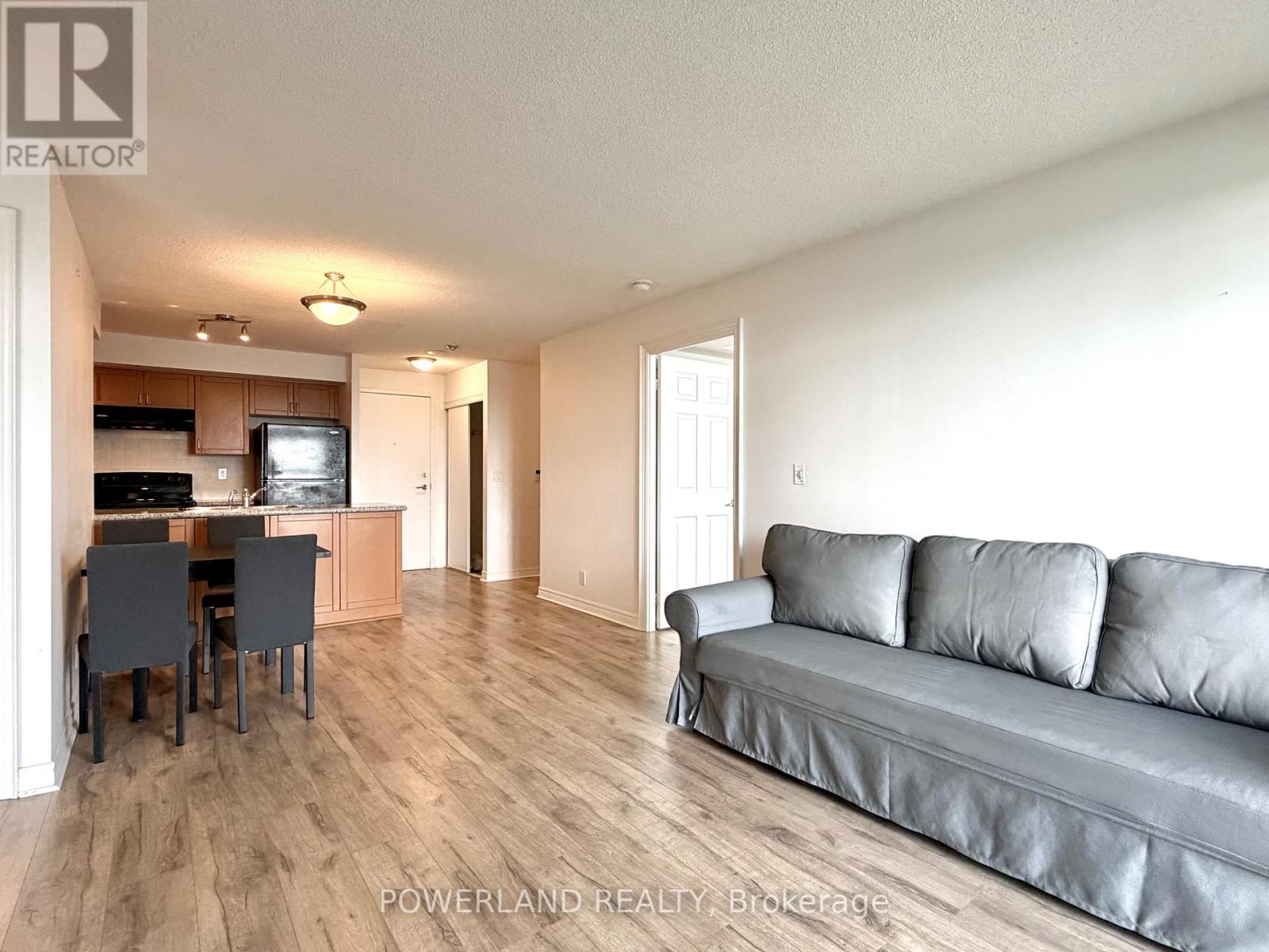 1521 - 33 Cox Boulevard, Markham, Ontario  L3R 8A6 - Photo 5 - N13470608