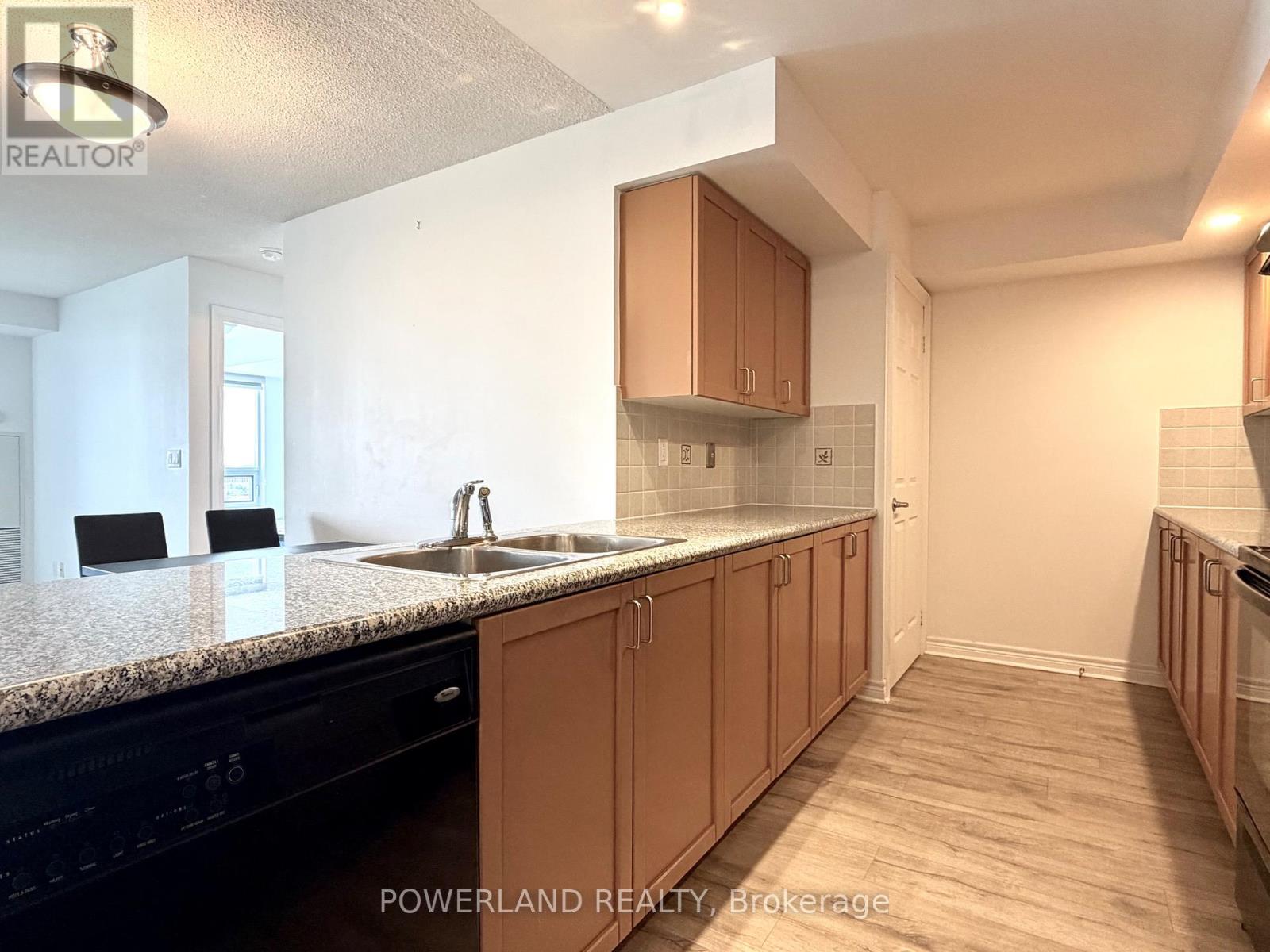 1521 - 33 Cox Boulevard, Markham, Ontario  L3R 8A6 - Photo 9 - N13470608