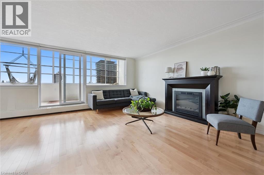 65 WESTMOUNT Road N Unit# 910, Waterloo, Ontario
