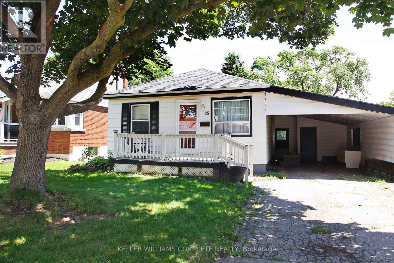 95 Dana Drive, Hamilton, Ontario  L9A 3H9 - Photo 3 - X13470594