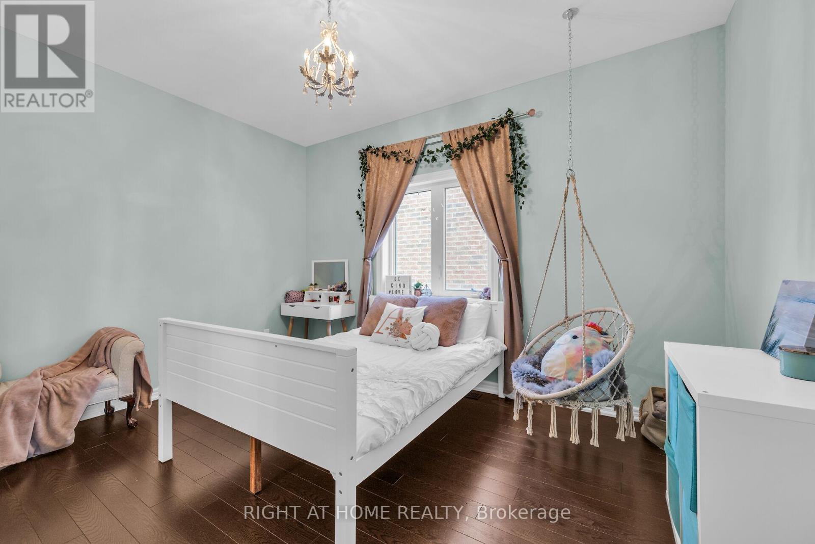 103 Macbean Crescent, Hamilton, Ontario  L8B 0S4 - Photo 35 - X13470618