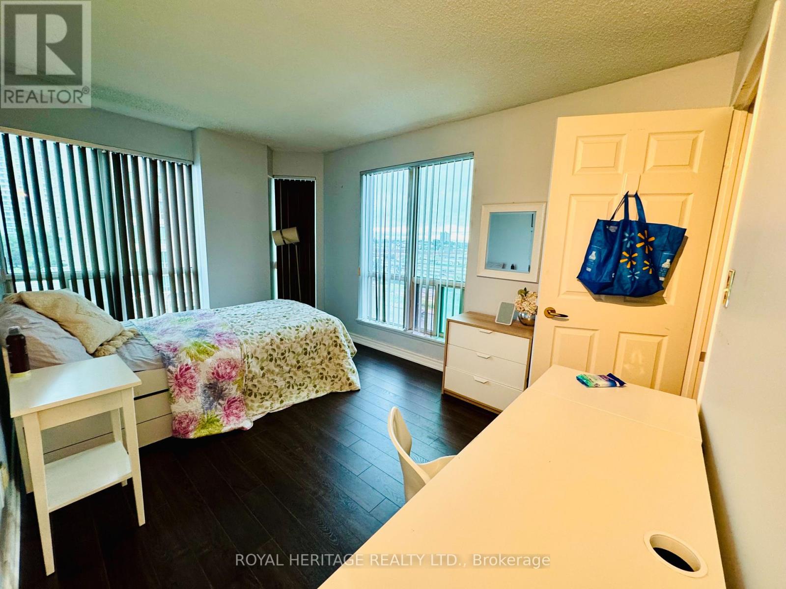 613 - 8 Lee Centre Drive, Toronto, Ontario  M1H 3H8 - Photo 5 - E13470656