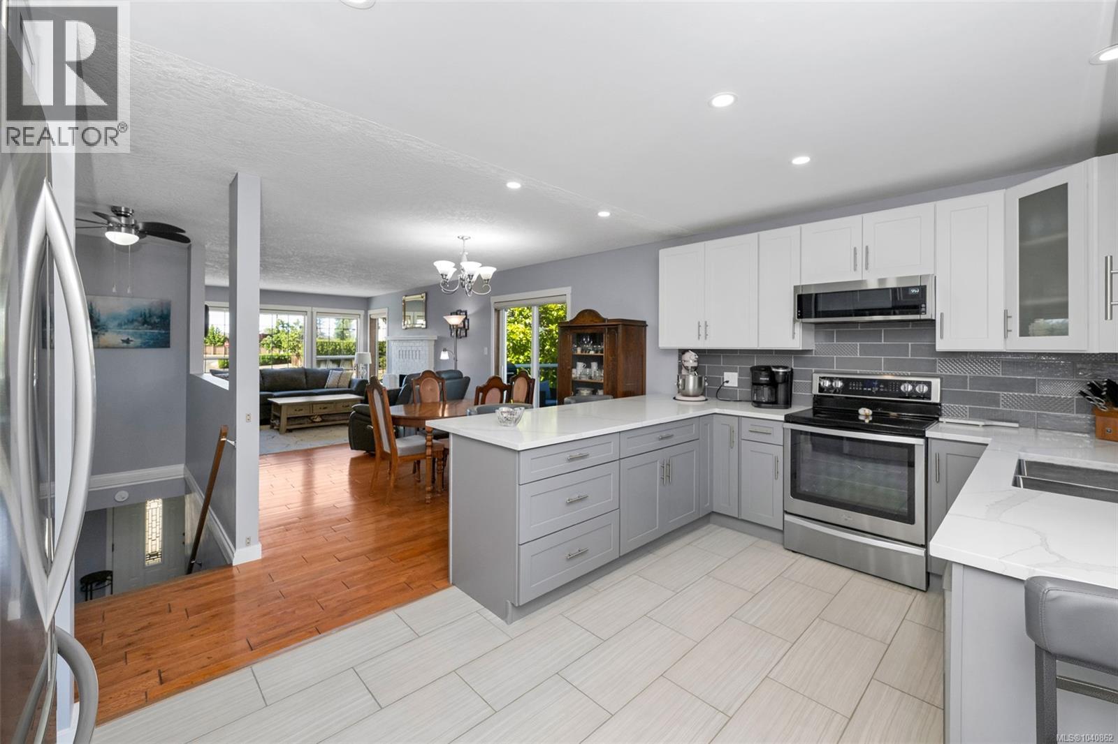 3371 Billhirst Pl, Colwood, British Columbia  V9C 3S6 - Photo 5 - 1040862