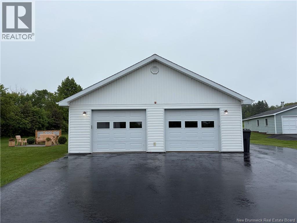 4073 Main, Belledune, New Brunswick  E8G 2K7 - Photo 4 - NB141436
