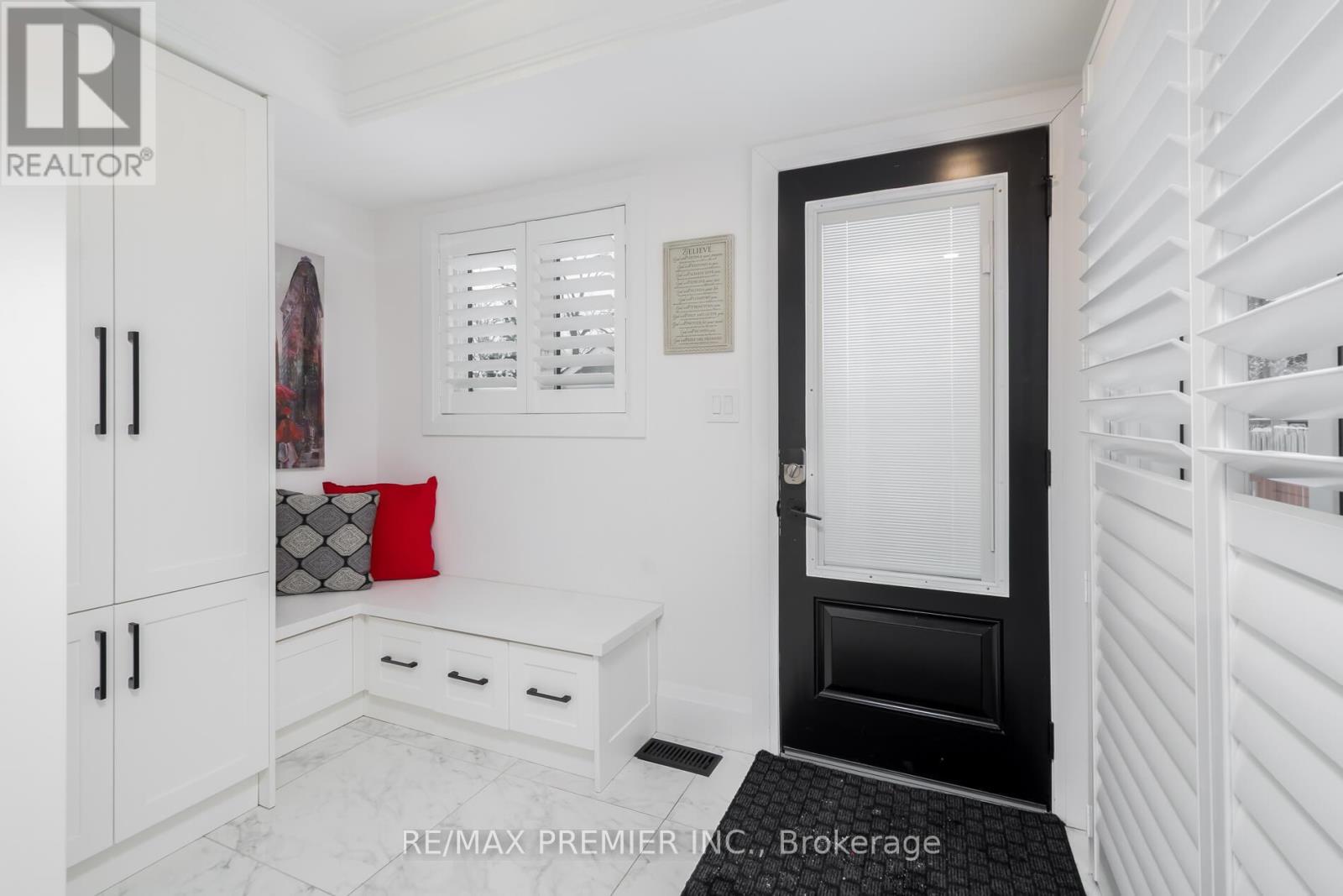 21 Elizabeth Street N, Brampton, Ontario L6X 1S1 - Photo 18 - W13470650