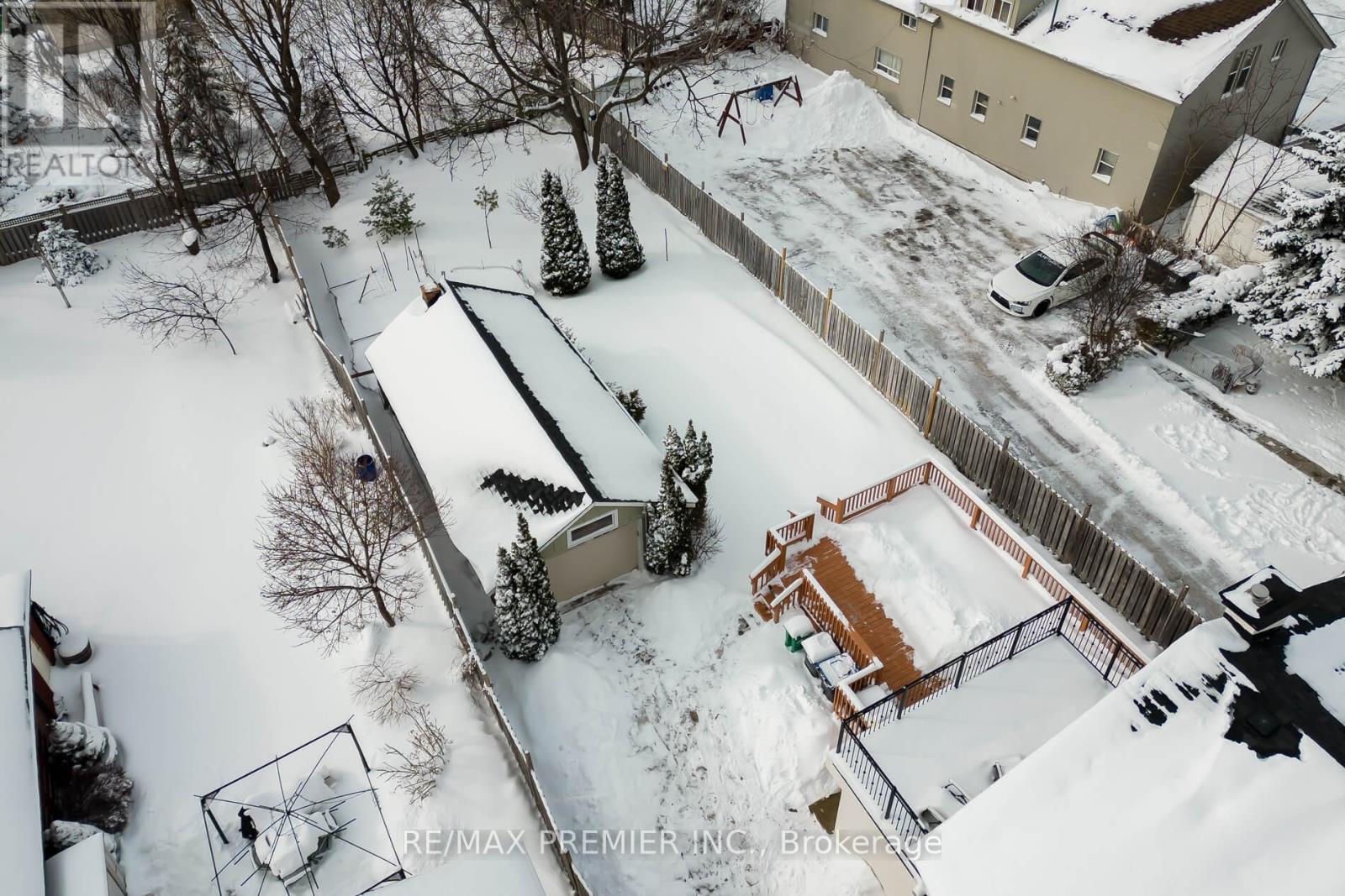 21 Elizabeth Street N, Brampton, Ontario L6X 1S1 - Photo 43 - W13470650
