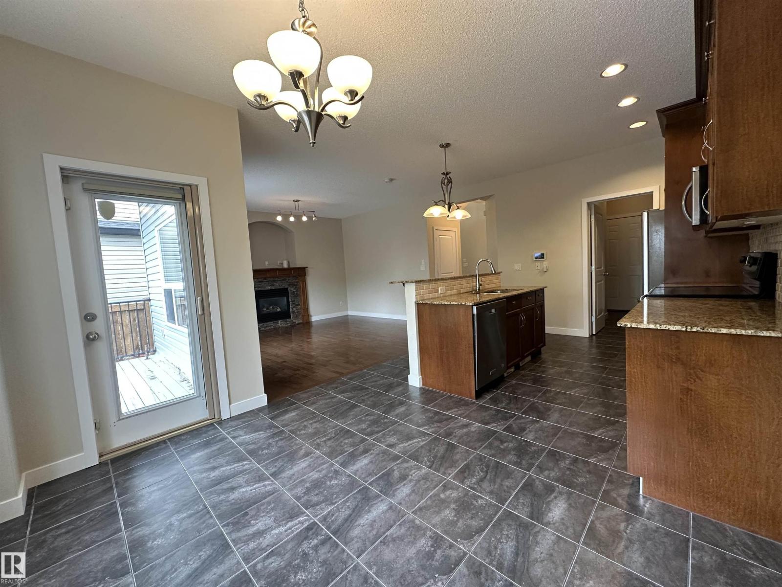 22060 95 Av Nw, Edmonton, Alberta  T6T 4A7 - Photo 11 - E4494890