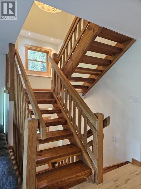 218 Clark Road, Burton, British Columbia  V0G 1E0 - Photo 11 - 10391802