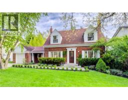 560 BLYTHWOOD Road, North York, Ontario