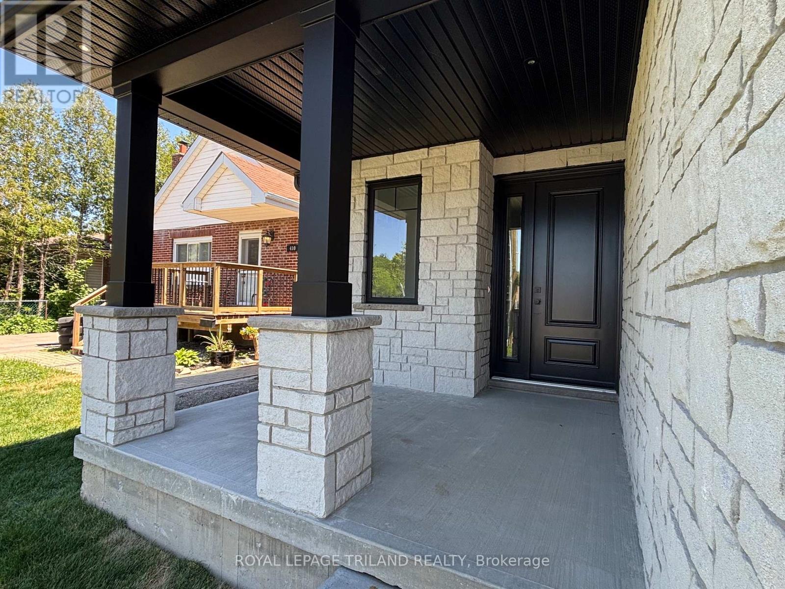 Upper - 406 Forest Lawn Avenue, London East, Ontario  N5V 1S9 - Photo 3 - X13470716