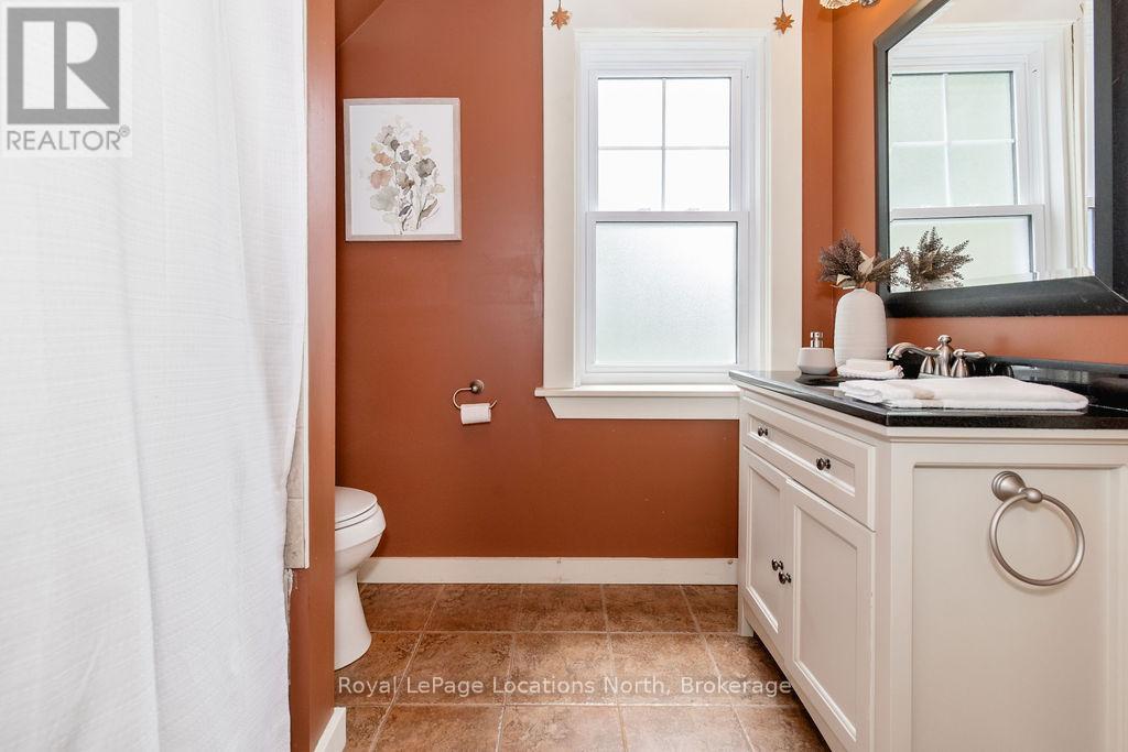 75 Burke Street, Penetanguishene, Ontario  L9M 1B3 - Photo 22 - S13470140