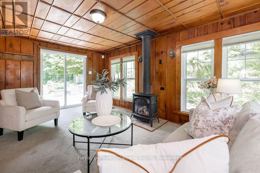75 Burke Street, Penetanguishene, Ontario  L9M 1B3 - Photo 9 - S13470140