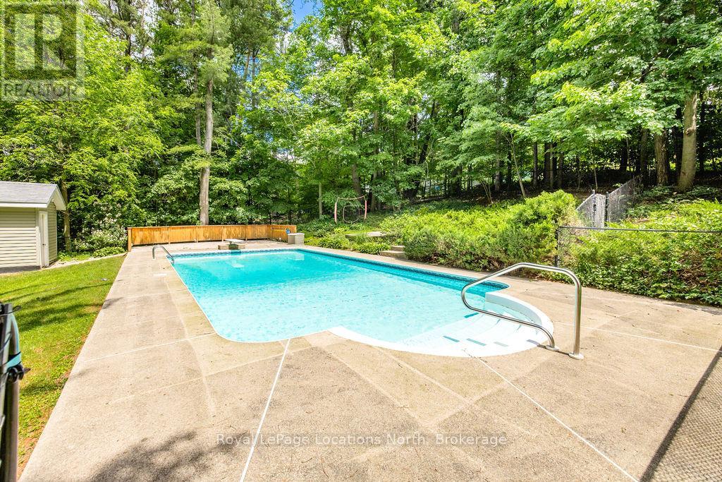 75 Burke Street, Penetanguishene, Ontario  L9M 1B3 - Photo 31 - S13470140