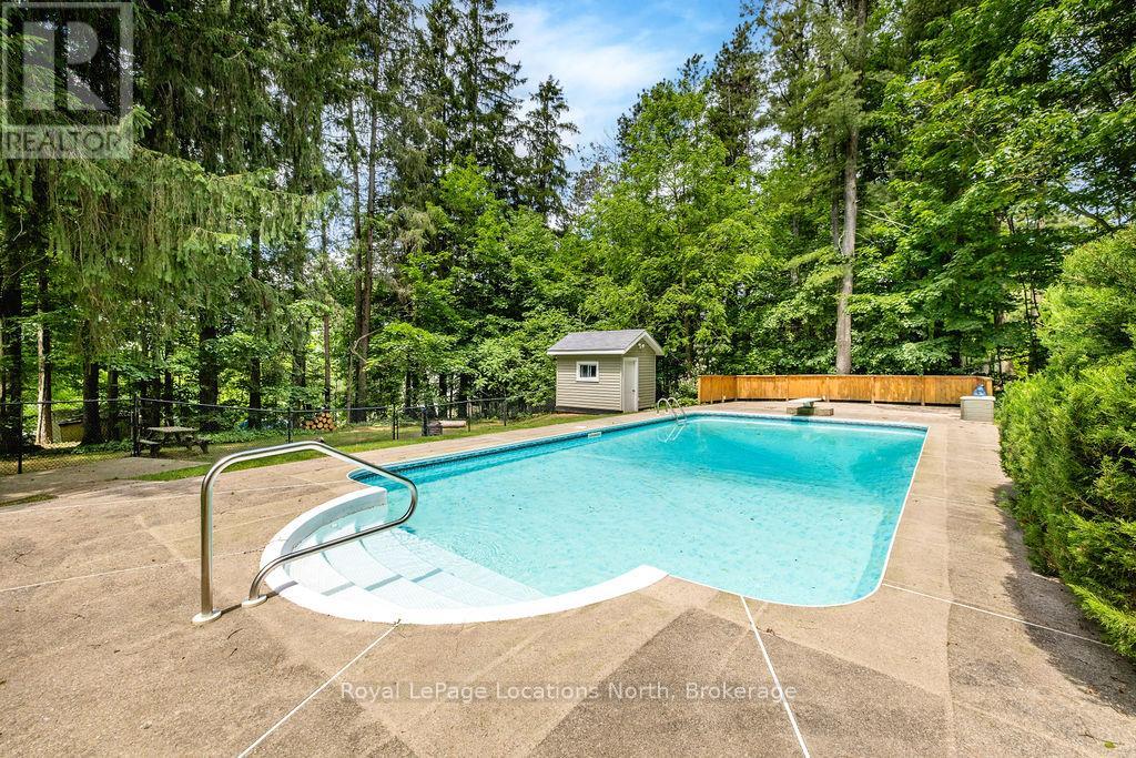 75 Burke Street, Penetanguishene, Ontario  L9M 1B3 - Photo 32 - S13470140