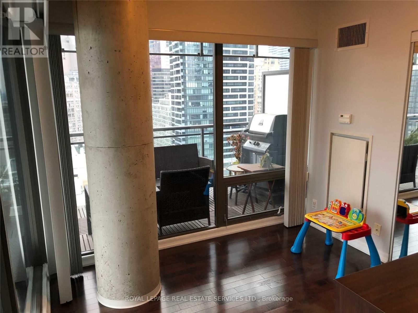 2103 - 22 Wellesley Street E, Toronto, Ontario  M4Y 1G3 - Photo 4 - C13470684