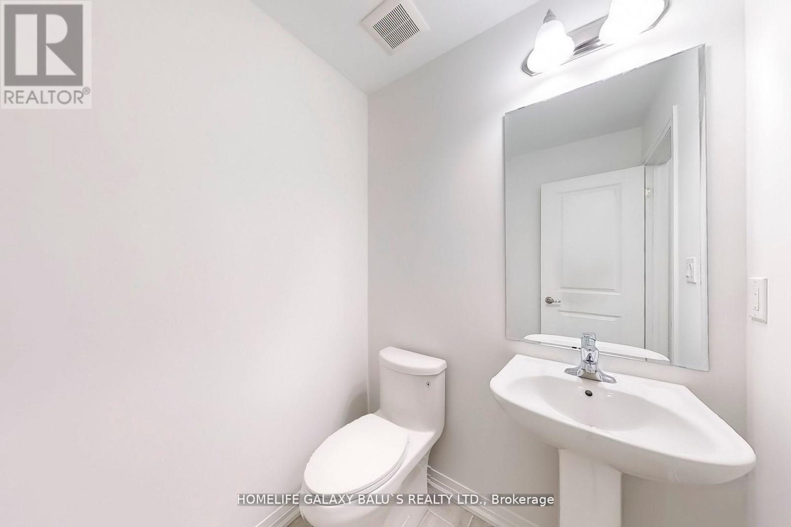 2940 Nakina Street, Pickering, Ontario  L1X 0P7 - Photo 17 - E13470698