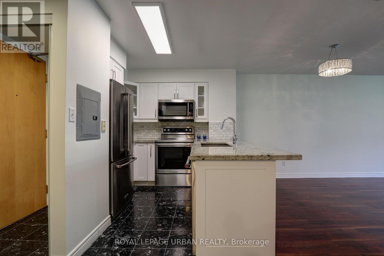 506 - 43 Eglinton Avenue E, Toronto, Ontario  M4P 1A2 - Photo 8 - C13463516