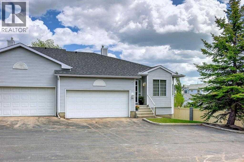 157 Hawkstone Manor Nw, Calgary, Alberta T3G 3X2 - Photo 1 - A2294301