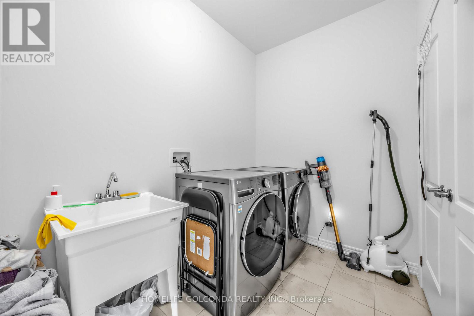 35 Sprucedale Way Sprucedale Crescent, Whitchurch-Stouffville, Ontario  L4A 4X4 - Photo 26 - N13464032